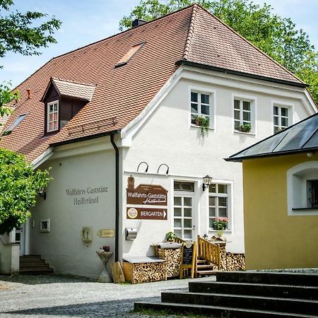 Wallfahrts-Gaststaette Heilbruennl Roding Exterior photo